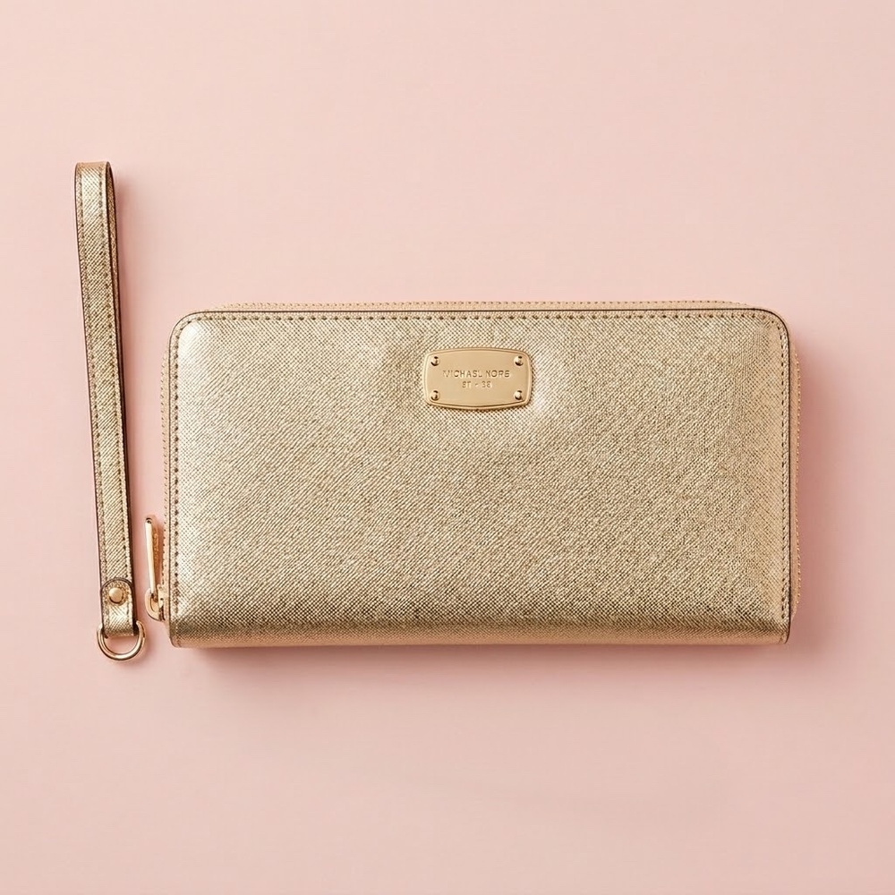 NWT Michael Kors Vintage Gold Wallet
